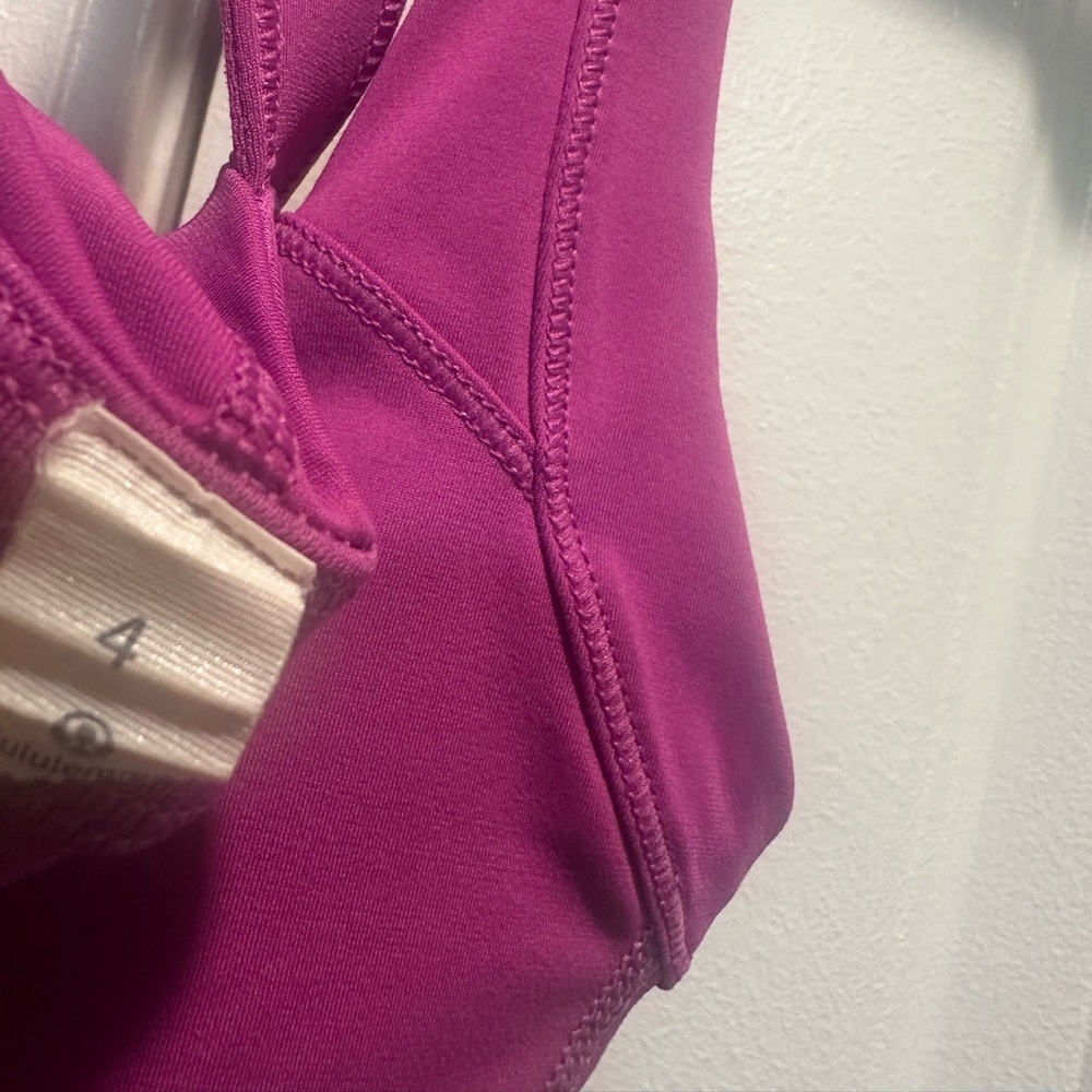 Lululemon workout Tank Top Size 4 - Picture 6 of 6